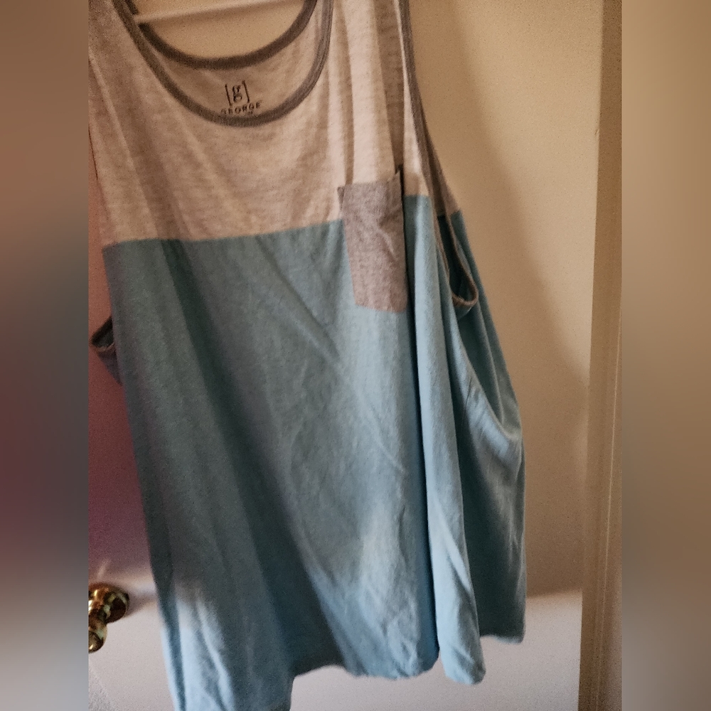 2 Tank Tops - Picture 3 of 3